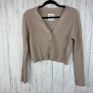 Abercrombie and Fitch tan button sweater cardigan Small